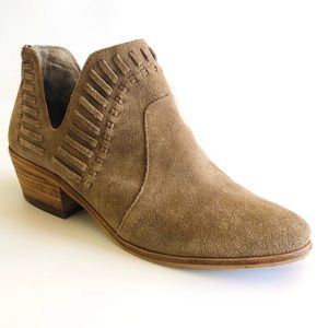 Vince Camuto ‘Prism 2’ Suede Ankle Bootie